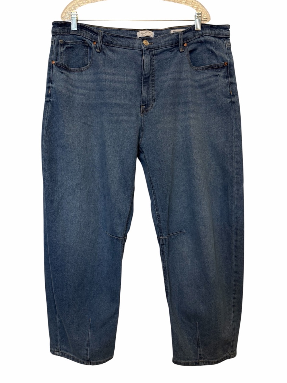 Sofia Vergara Women Sz 18 Blue Stretch Denim Barrel Leg Jeans Darted Knee Casual